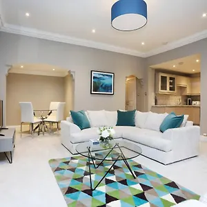 Apartment Altido Stunning 2br Apt With Private Entrance In New Town, Edinburgh